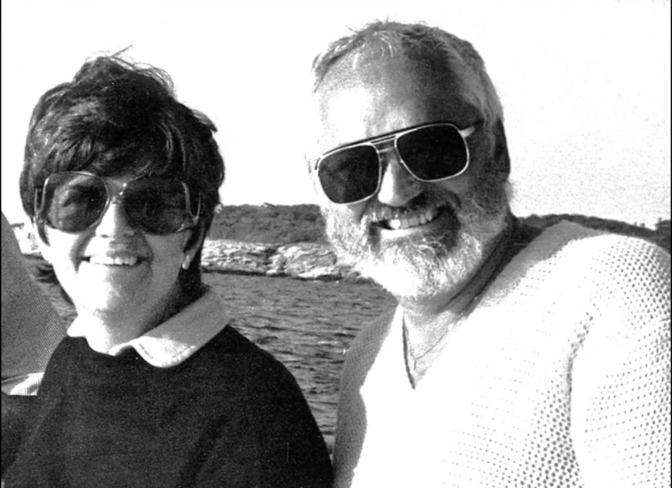 Jack and Ann Brockette Dye Encyclopedia